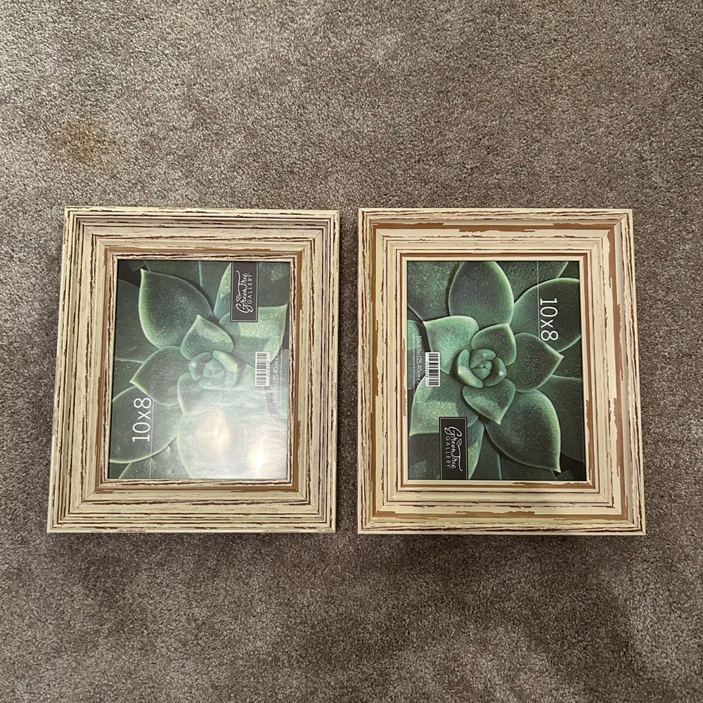 Distressed Cream 8x10 Picture Frame Set